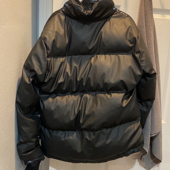 Translucent puffer jacket - Picture 4 of 7